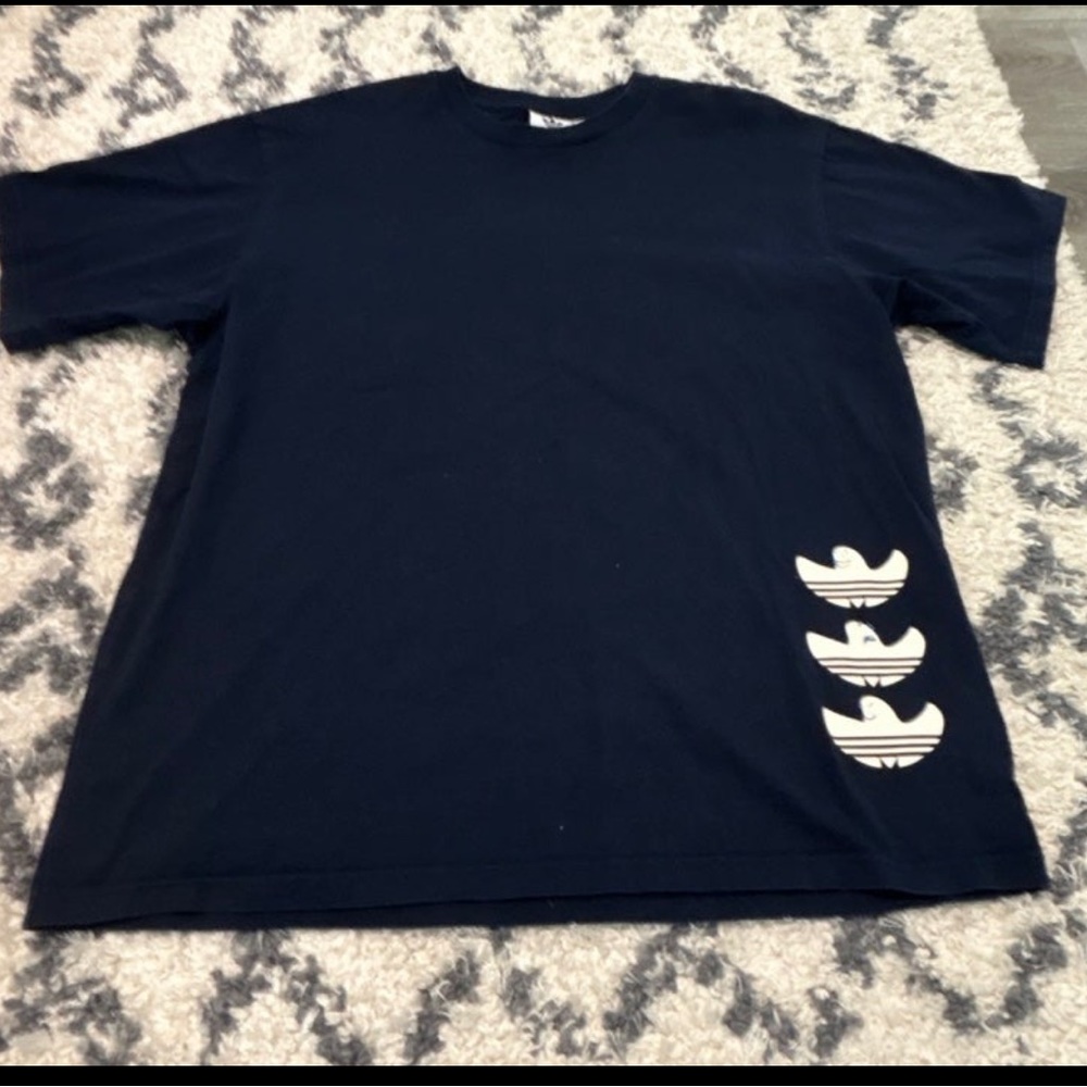 Mens Adidas T-shirt size XL in great condition just doesn’t fit anymore